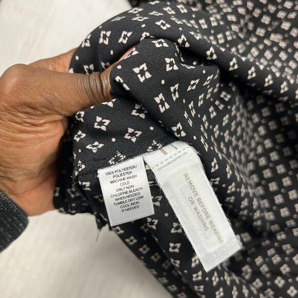 LOFT Blouse Printed Long Sleeve Work Office Dressy Top Lightweight Shirt MEDIUM - Picture 9 of 11